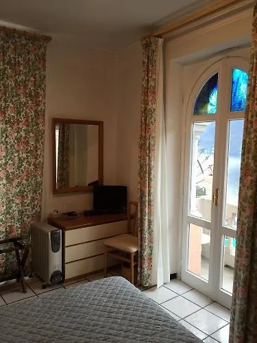 Otel Briisa De Ness Nesso